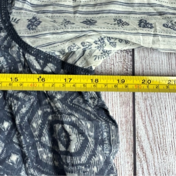 Free People Mostly Meadow Blouse Top Large NWT - Picture 5 of 8